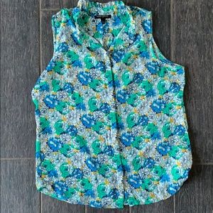 Banana Republic outlet size L